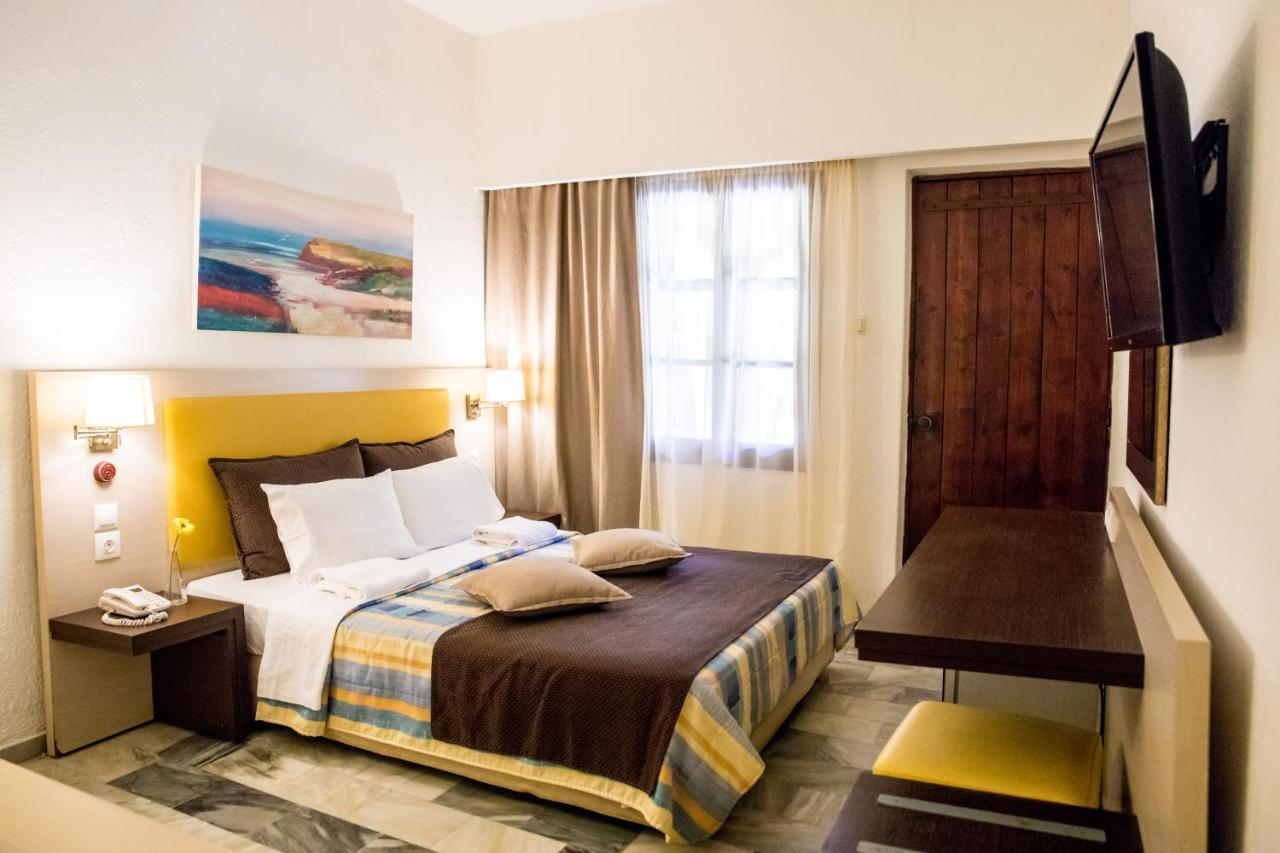 Rigas Hotel Skopelos Eksteriør billede